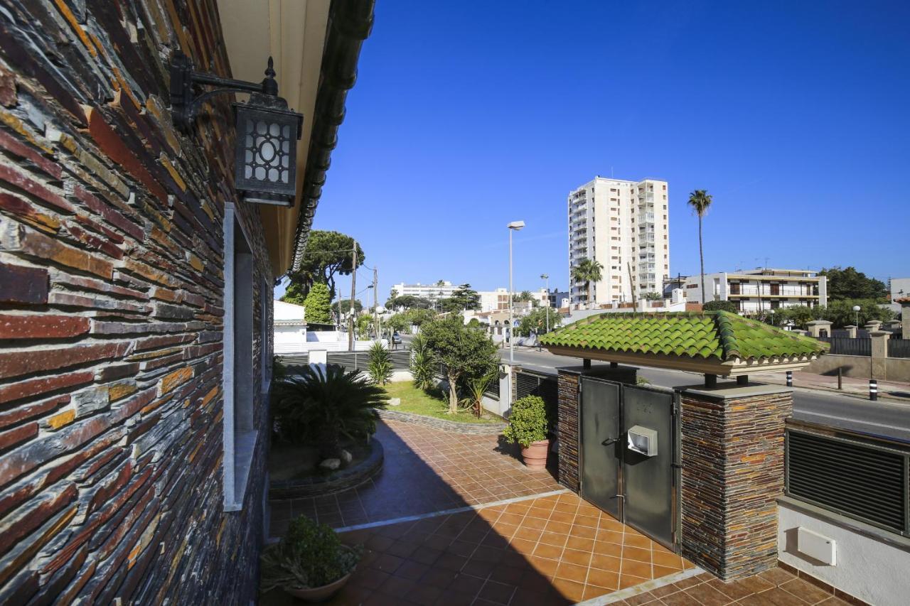 Barlovento Planet Costa Dorada Villafortuny Exterior photo